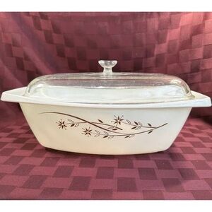 Pyrex White Casserole Dish with Floral Design and Clear Lid